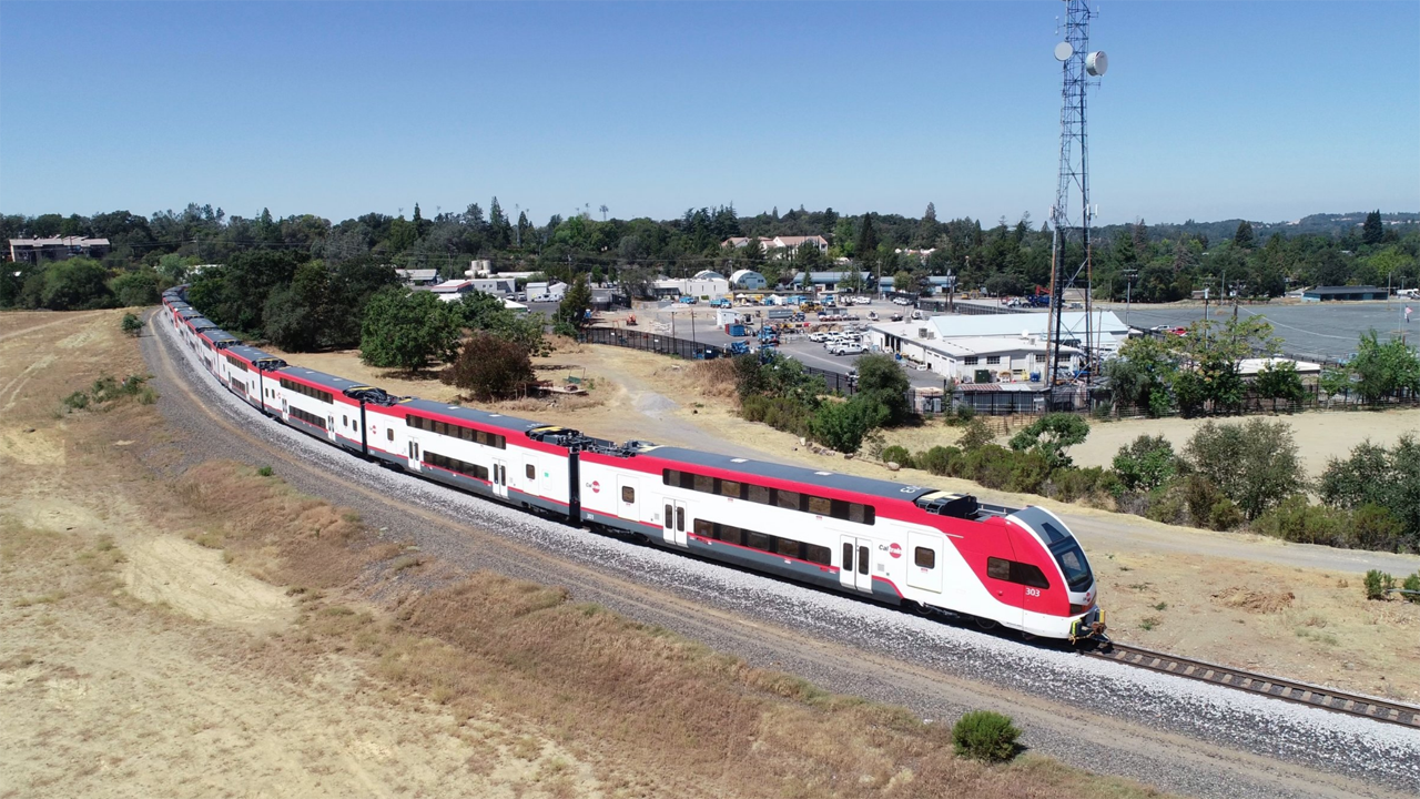 evo-rail, Nomad Digital and Alstom will deliver core rail-5G mmWave radio technology to Caltrain, which provides commuter rail service between San Francisco and San Jose, Calif. (Photograph Courtesy of Caltrain via Twitter)